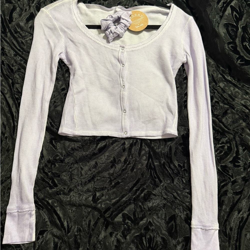 Splendid Lilac Waffle-Knit Button Crop Top with Scrunchie